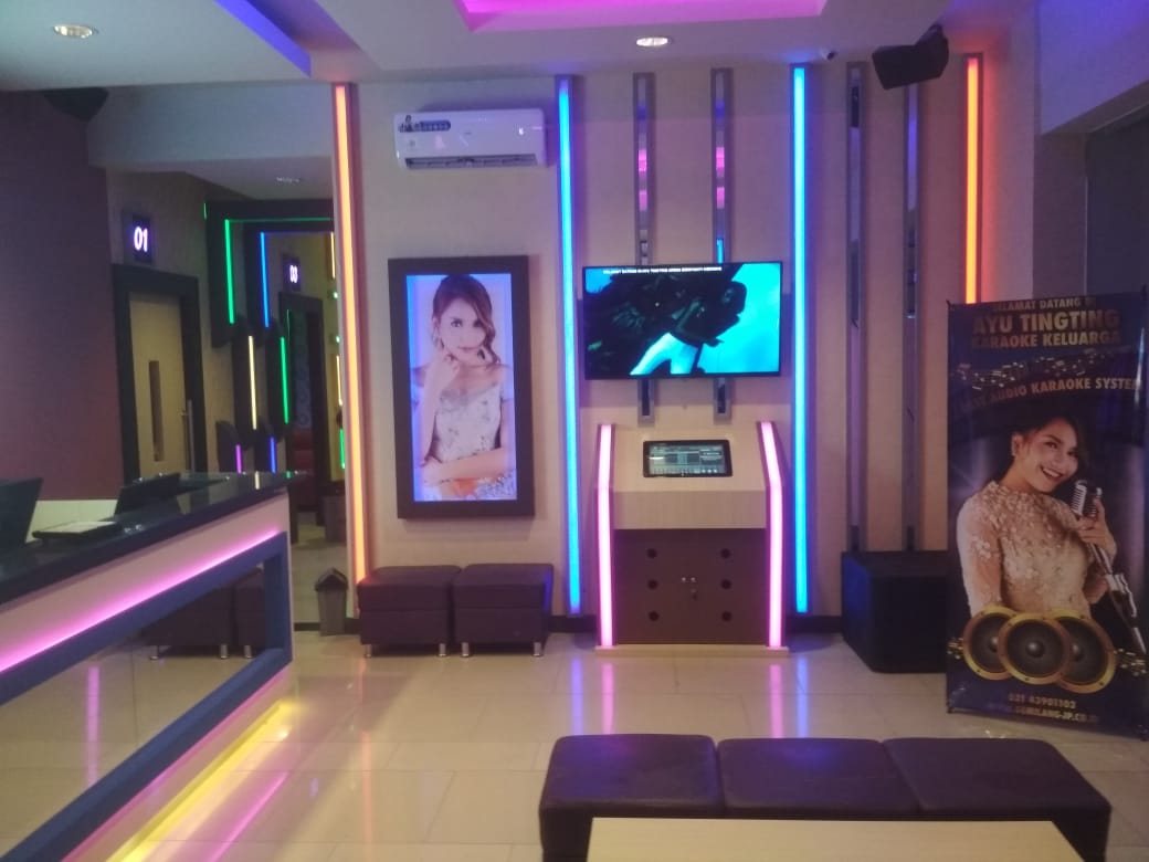 Ayu Ting-Ting Karaoke Keluarga