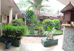 Elsana Transit Hotel