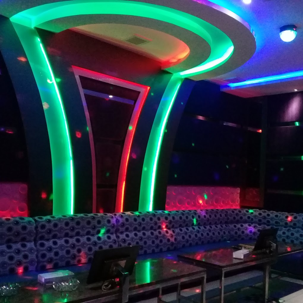 Venus Karaoke Keluarga